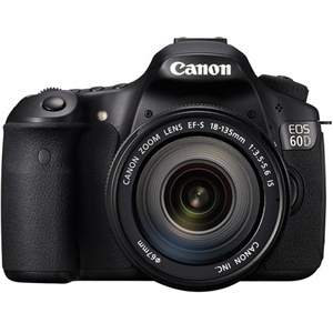 佳能60D EOS 60D +18-135镜头+8G卡+原装电池+摄影包+UV镜+贴膜