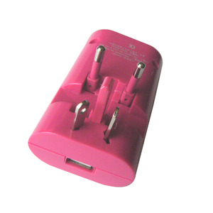 出国必备 迪瓦全球通万用电源转换插座/转换器(DS-P201)USB（红）