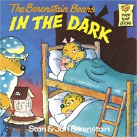 The Berenstain Bears in the Dark 《贝贝熊怕黑》 ISBN 9780394854434