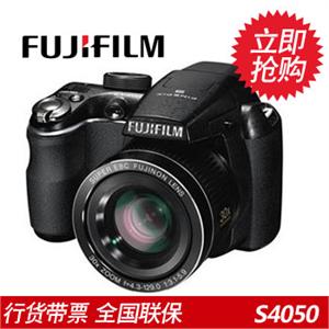 富士 AX205 数码相机+8GB存储卡+专用包+液晶贴膜+读卡器